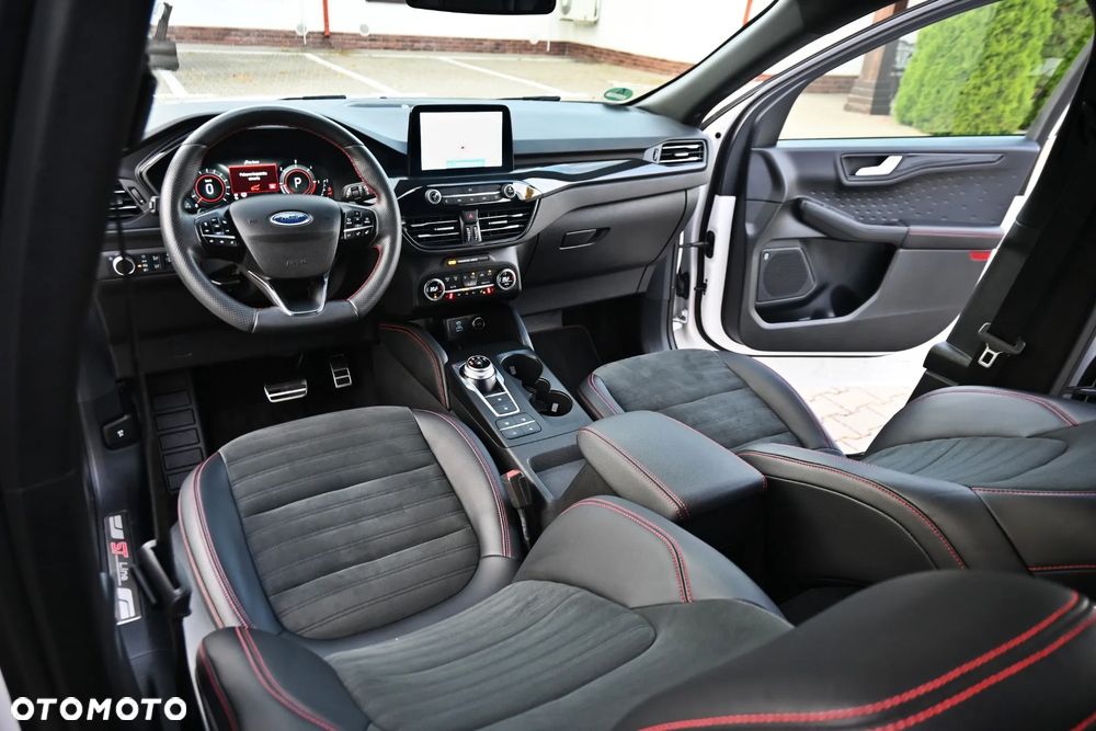 Ford Kuga 2.0 EcoBlue 4x4 ST-LINE X - 29