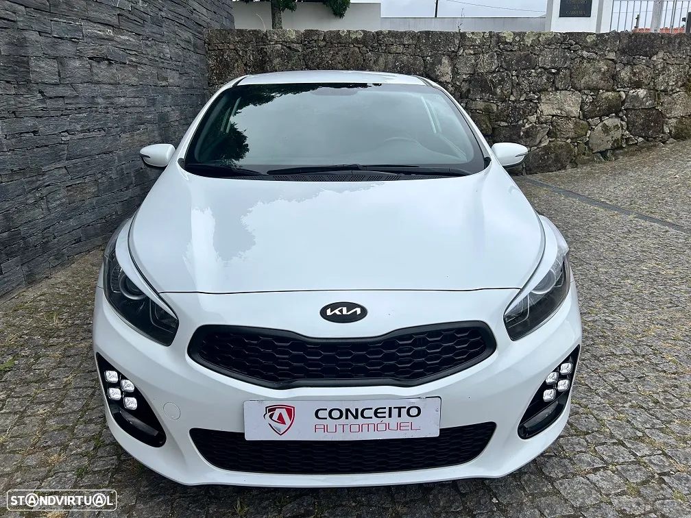 Kia Ceed S Coupé 1.6 CRDi GT Line - 3