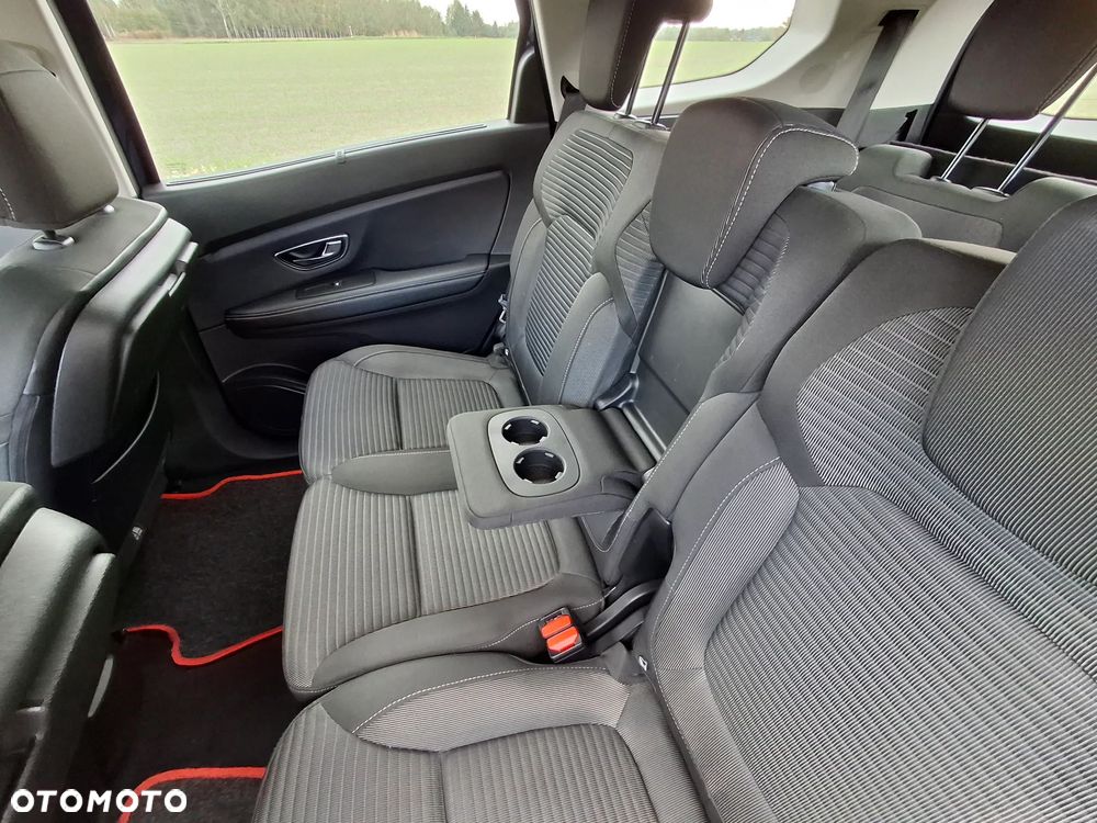 Renault Scenic - 22
