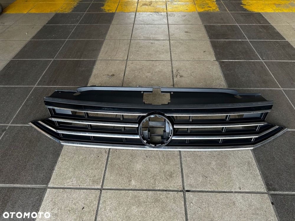 VW PASSAT B8 GRILL ATRAPA ZDERZAKA CHŁODNICY PRZÓD 3G0853653N - 1