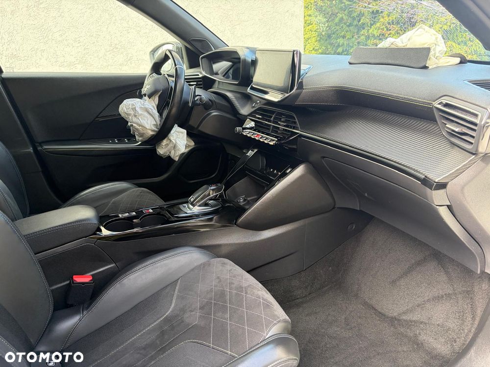 Peugeot 2008 - 25