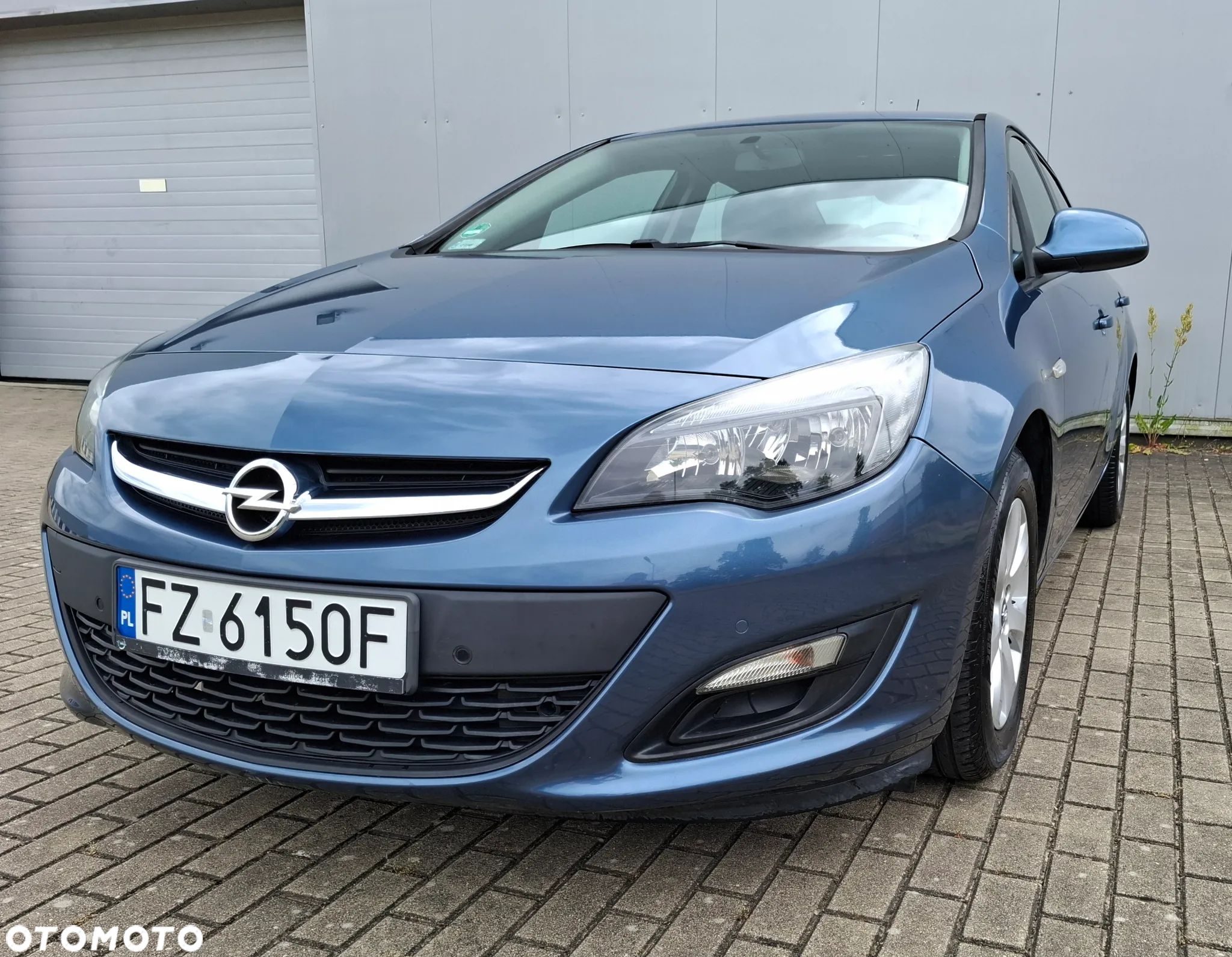 Opel Astra IV 1.6 Business - 1