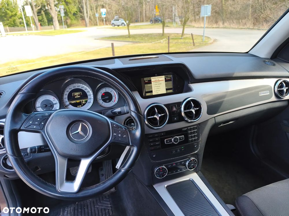 Mercedes-Benz GLK 220 CDI DPF 4Matic BlueEFFICIENCY 7G-TRONIC - 12