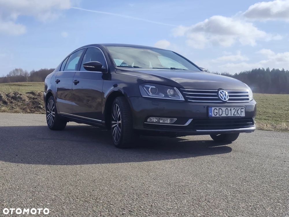 Volkswagen Passat 2.0 TDI Comfortline DSG - 2