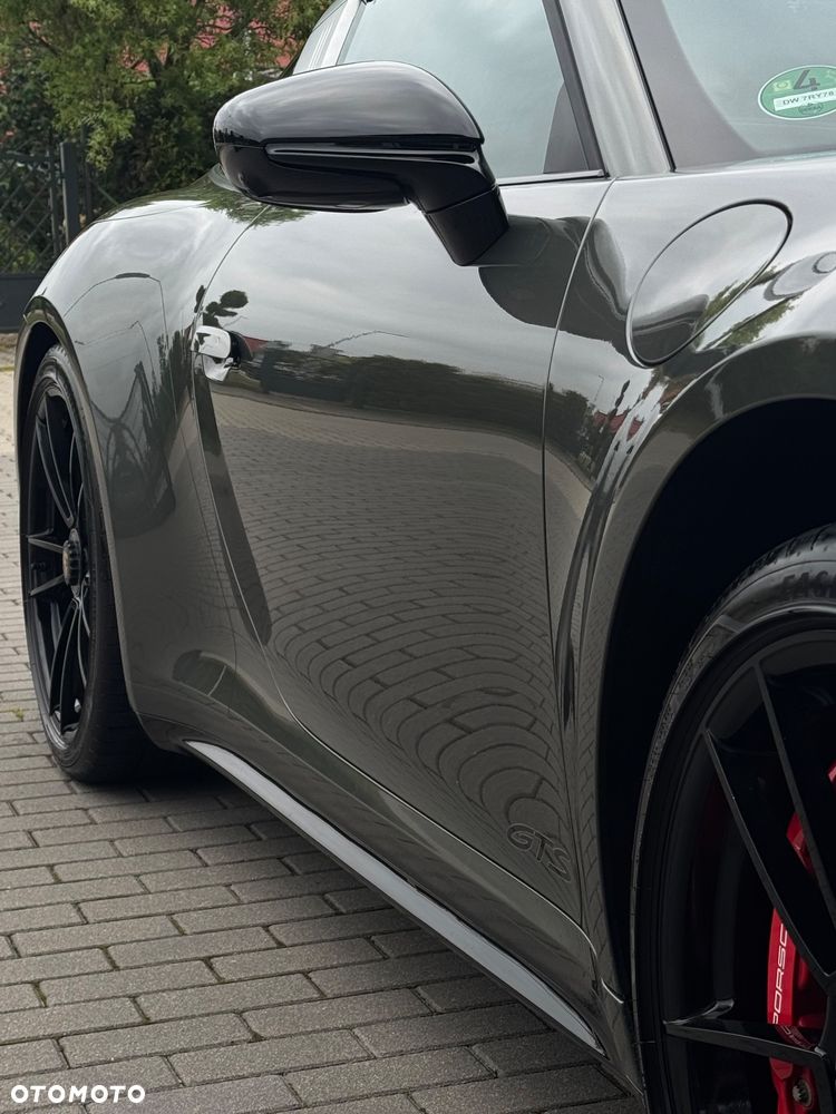 Porsche 911 Targa 4 GTS - 7