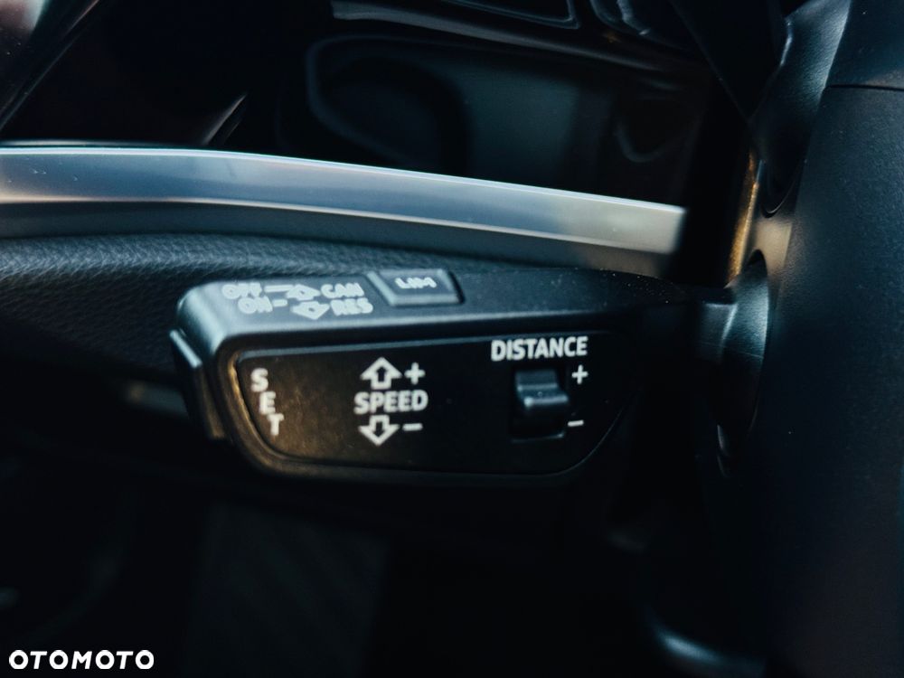 Audi Q3 40 TDI Quattro S tronic S line - 40