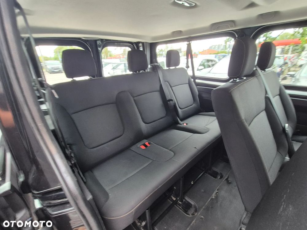 Renault Trafic - 32