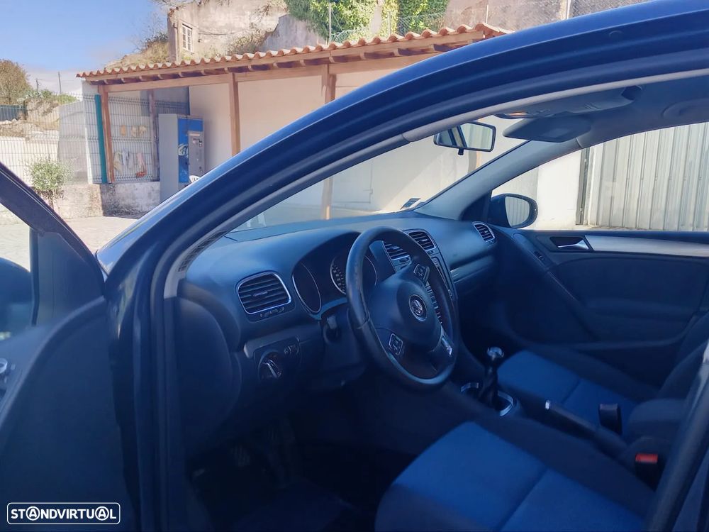 VW Golf - 11