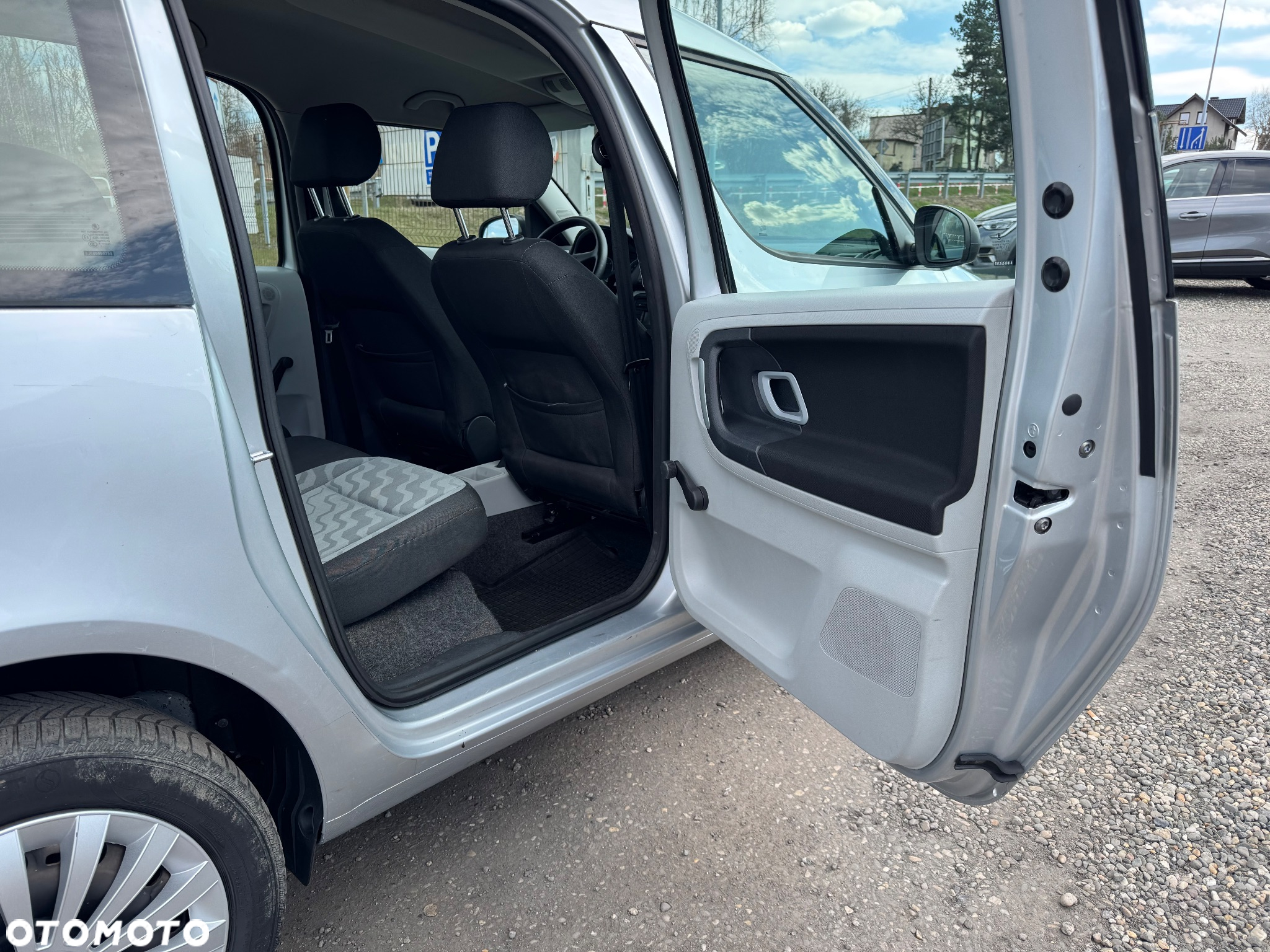 Skoda Roomster 1.4 MPI Style PLUS EDITION - 16