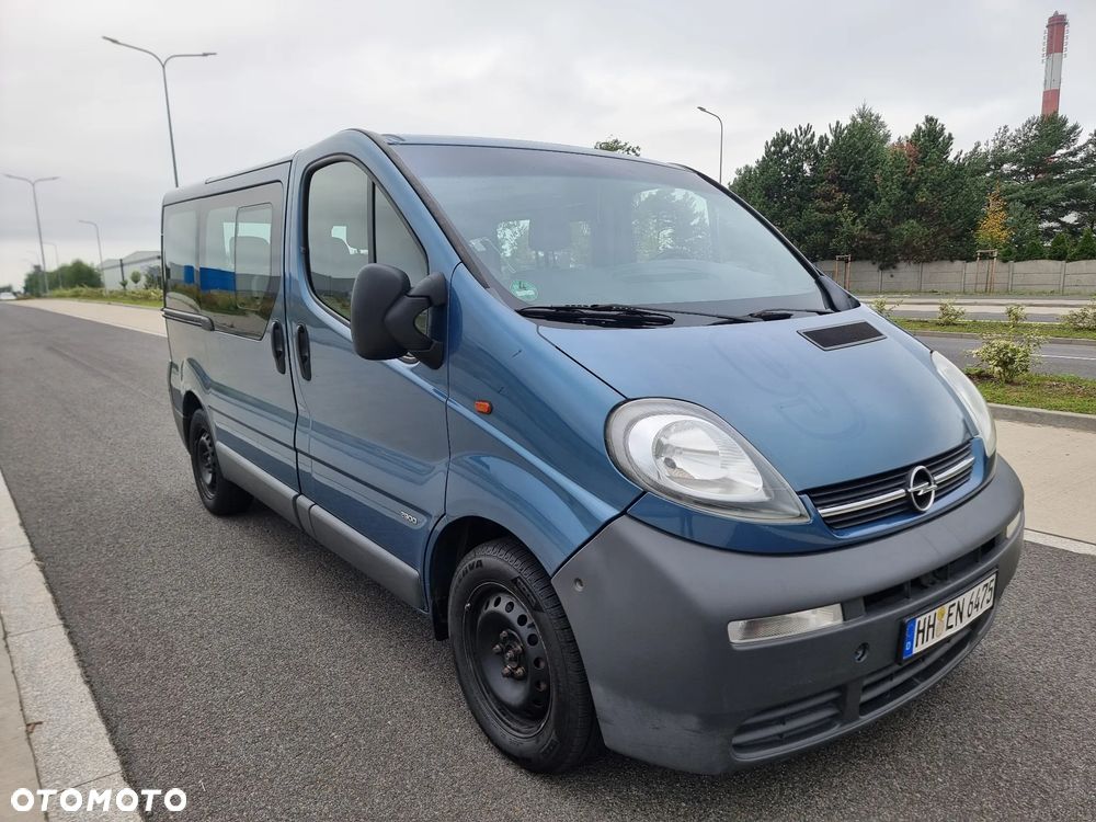 Opel Vivaro - 1