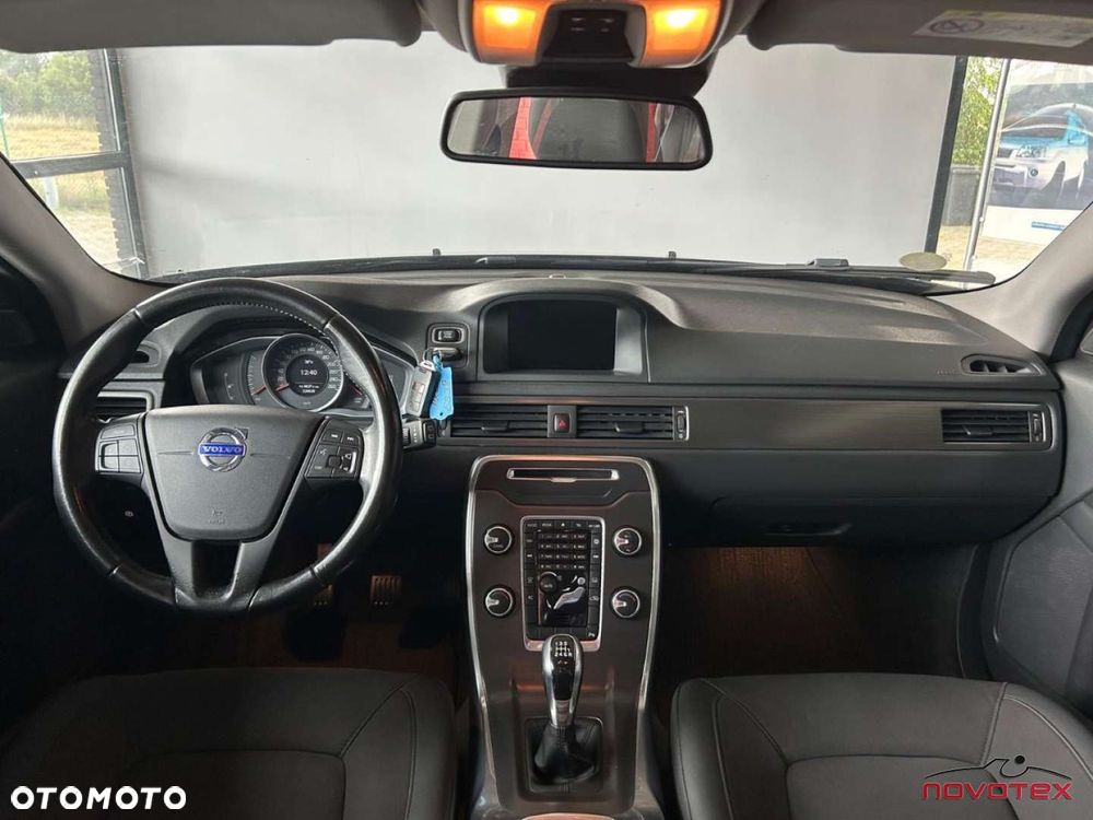 Volvo V70 D3 Momentum - 9