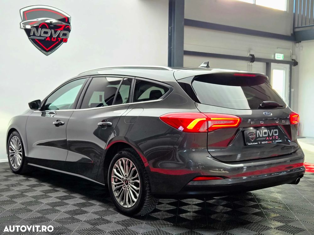 Ford Focus 2.0 EcoBlue Titanium - 4