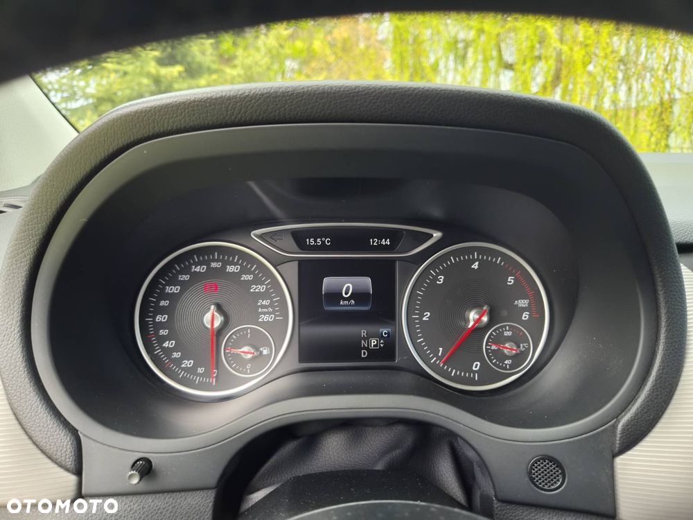 Mercedes-Benz Klasa B 180 (CDI) d 7G-DCT AMG Line - 6