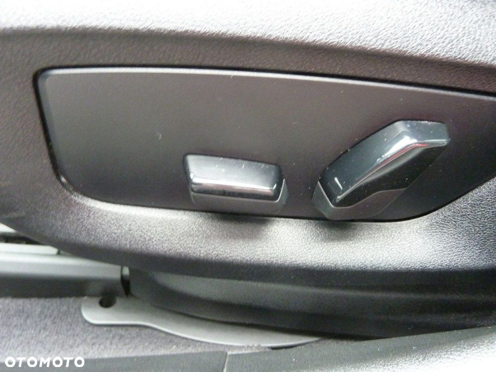 BMW Seria 5 - 13