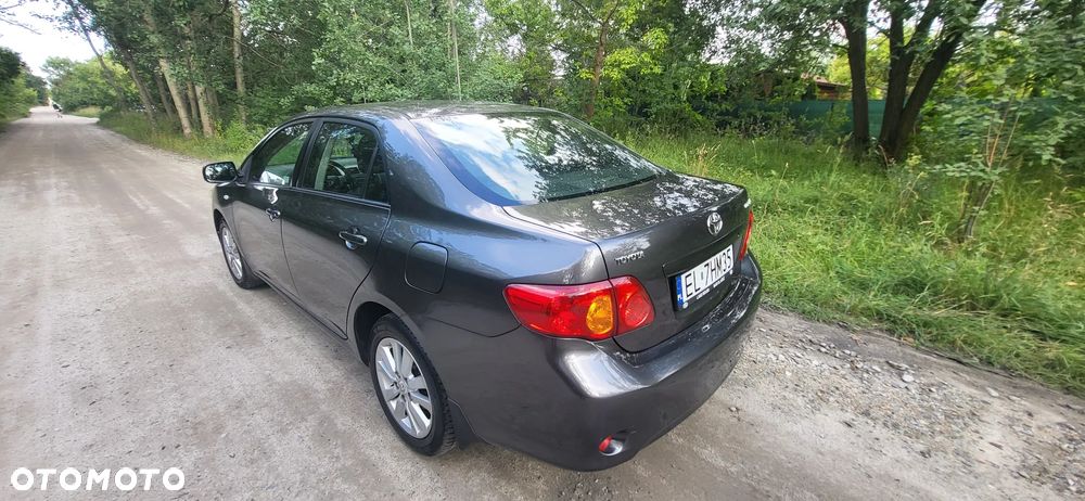 Toyota Corolla - 7