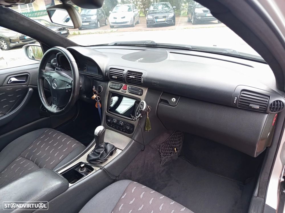Mercedes-Benz C 220 CDI Sportcoupe - 23