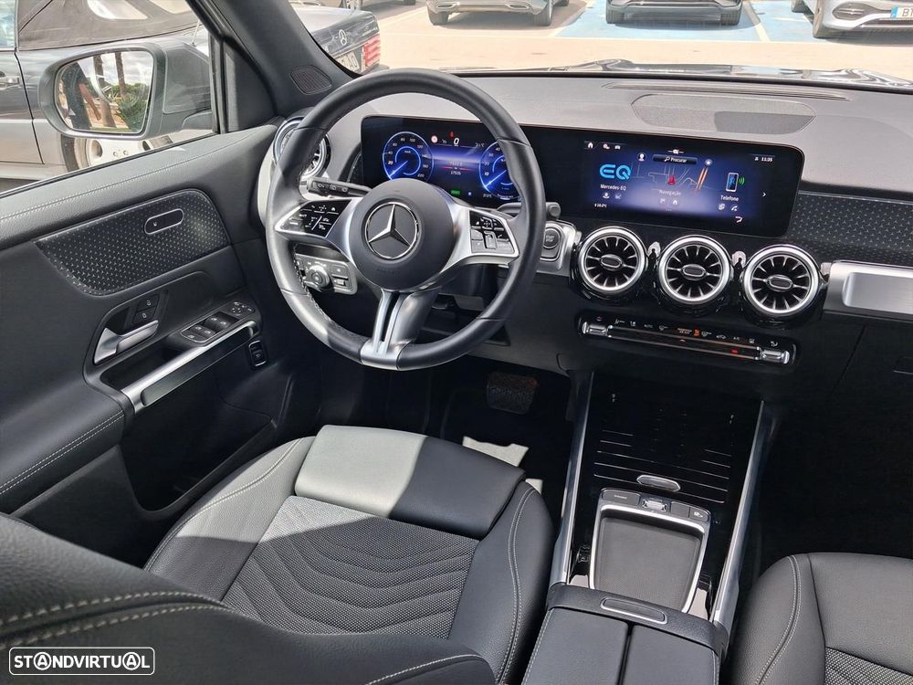 Mercedes-Benz EQB - 17