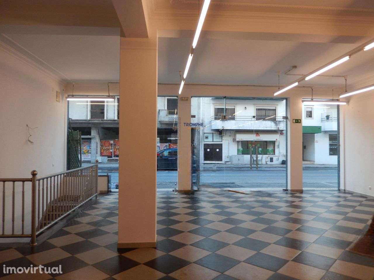 Espaço Comercial Centro de Porto de Mós - Grande imagem: 3/15