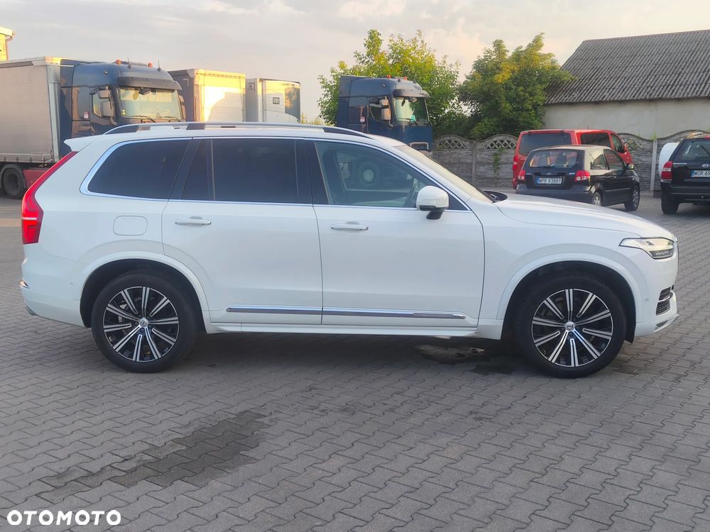 Volvo XC 90 D4 FWD Momentum - 1