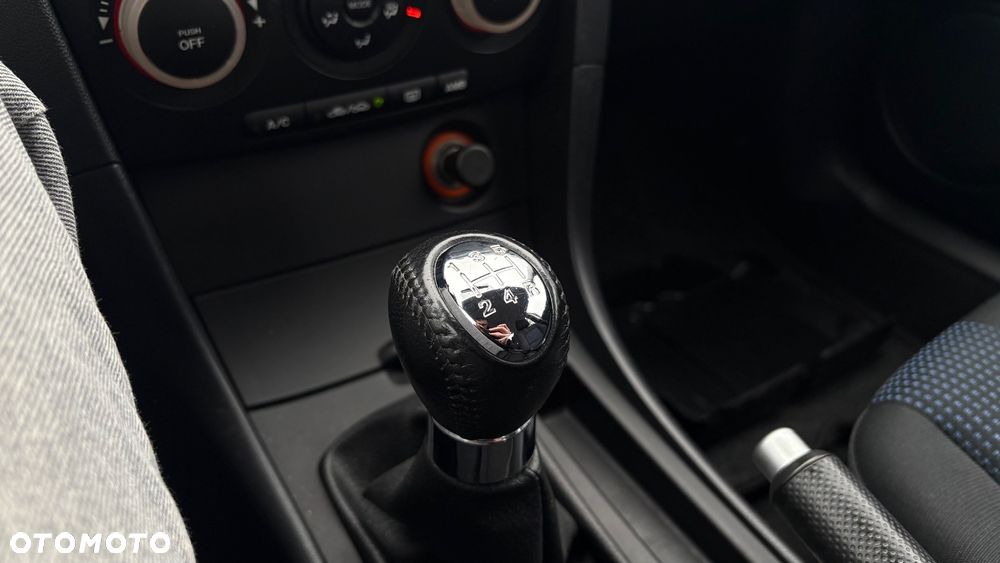 Mazda 3 1.6 Comfort - 24