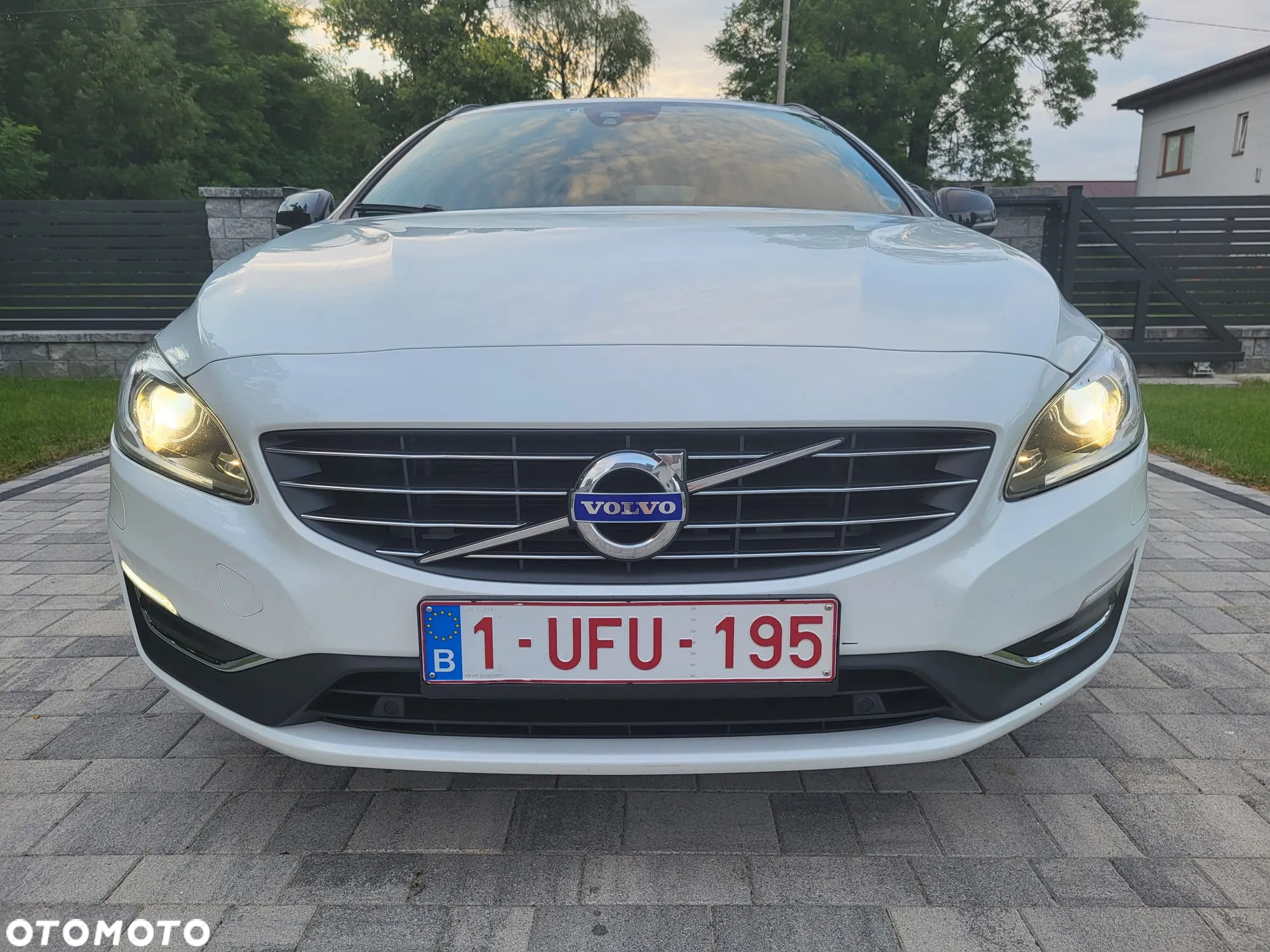 Volvo V60 T5 Geartronic Momentum - 10