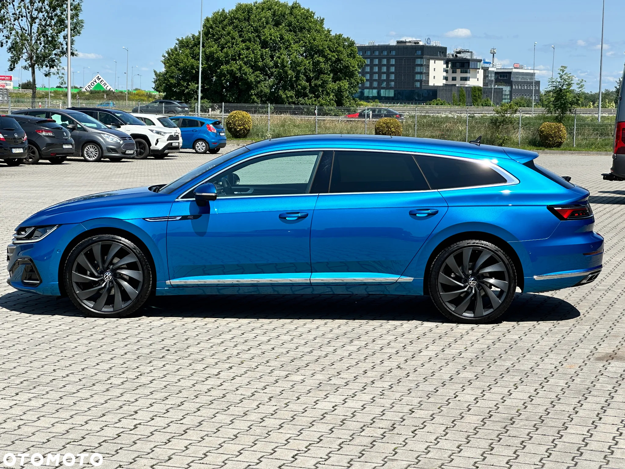 Volkswagen Arteon Shooting Brake 2.0 TDI SCR 4Motion DSG R-Line - 4