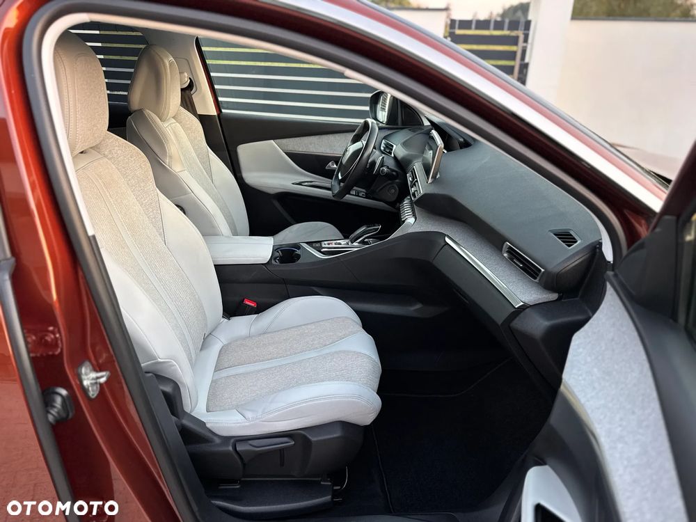 Peugeot 3008 THP 165 EAT6 Stop & Start Allure - 28