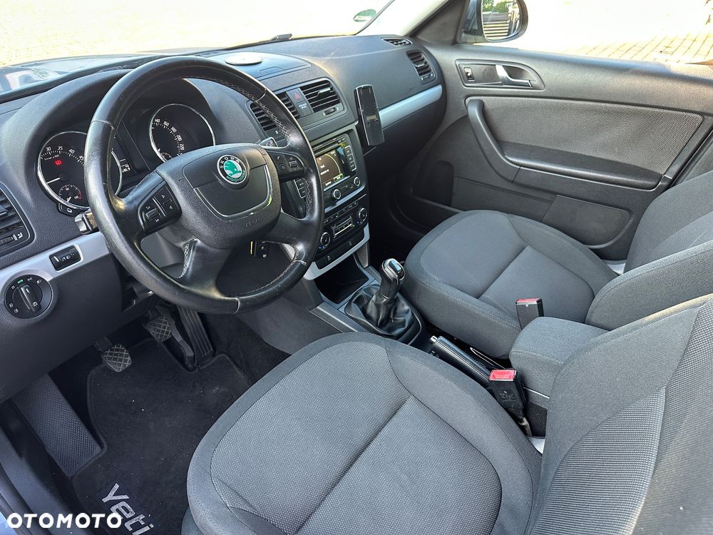 Skoda Yeti 2.0 TDI 4x4 Active - 4