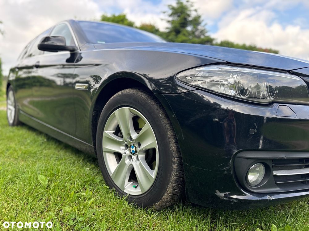 BMW Seria 5 525d xDrive - 7