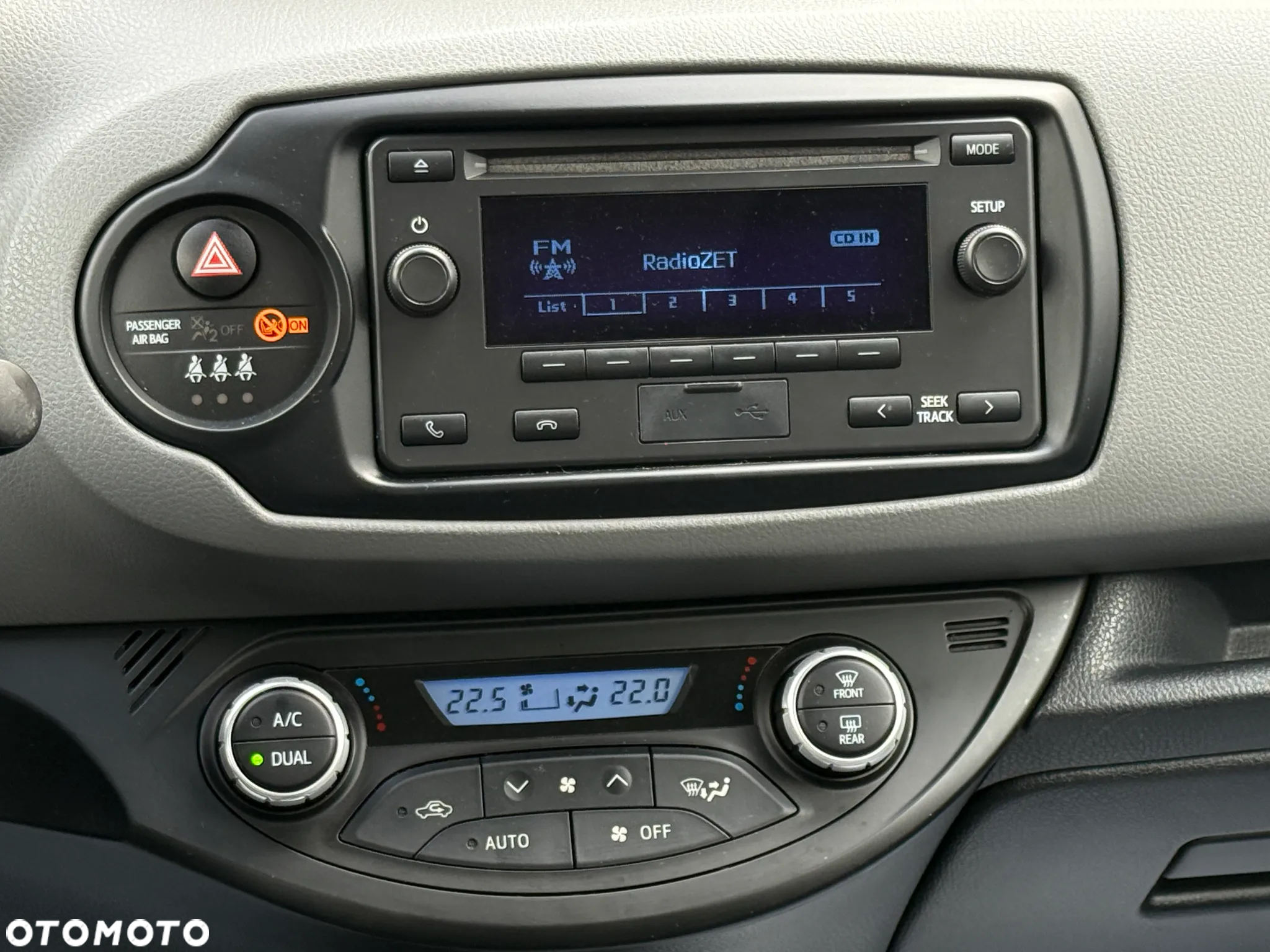 Toyota Yaris Hybrid 100 Active - 6