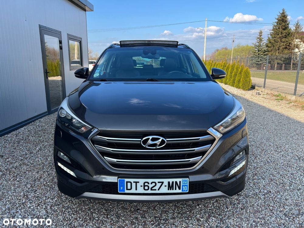 Hyundai Tucson 2.0 CRDI BlueDrive Style 2WD - 4