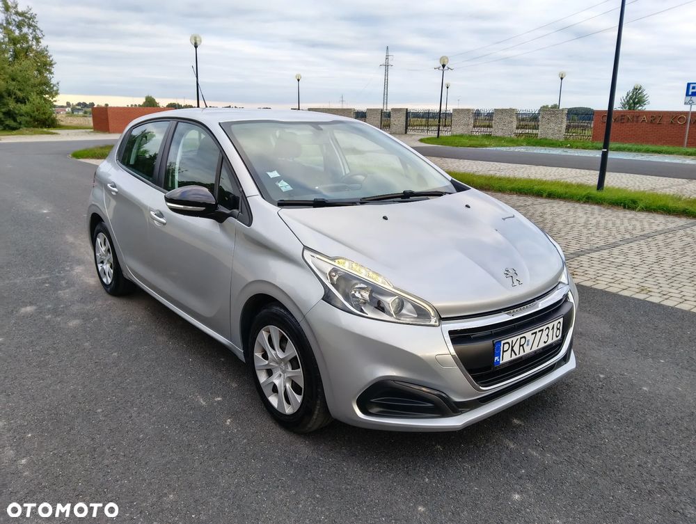 Peugeot 208 1.2 PureTech Style - 11