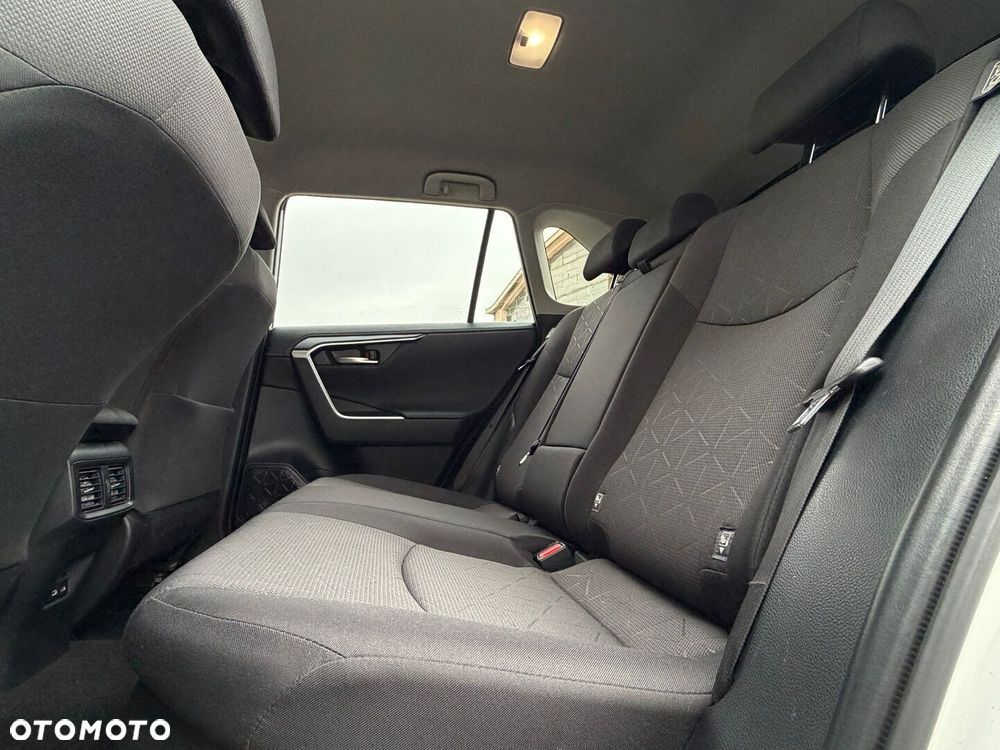 Toyota RAV4 - 26