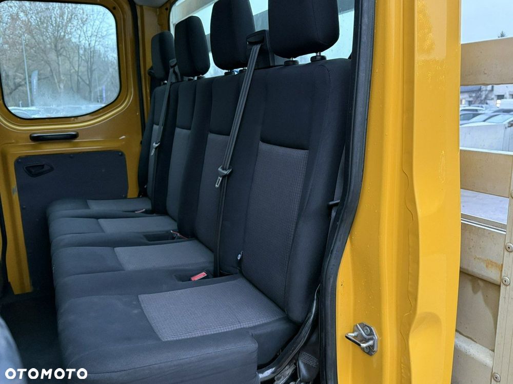 Ford Transit - 13