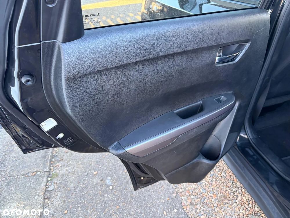 Suzuki Vitara ver-1-4-boosterjet-mhev-elegance-2wd - 11
