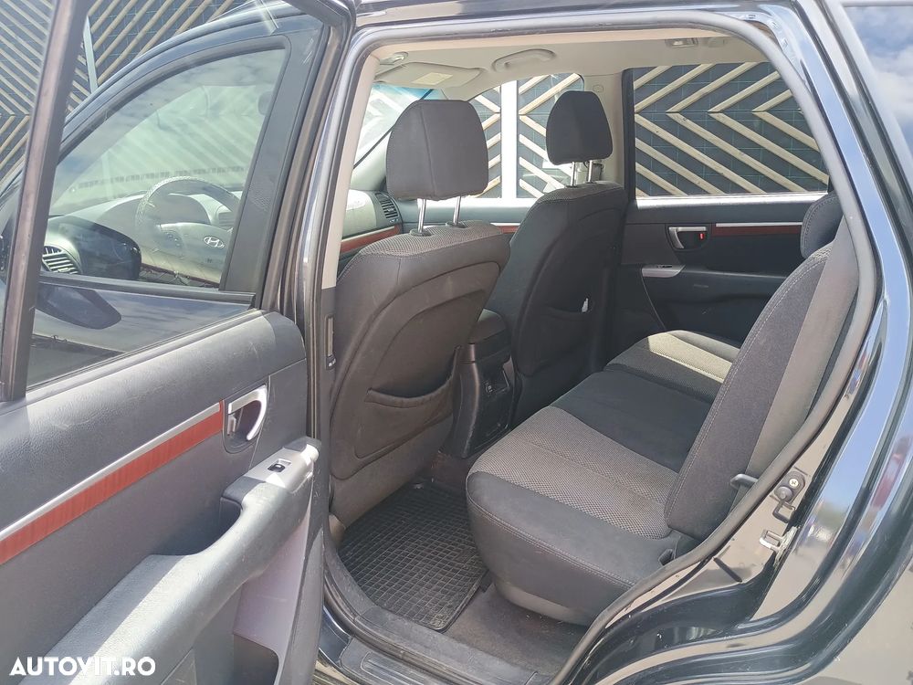 Hyundai Santa Fe 2.2 DSL VGT 7 SEATS 4WD+ A/T - 6