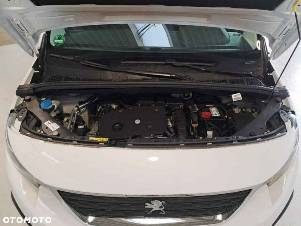 Peugeot Rifter - 16
