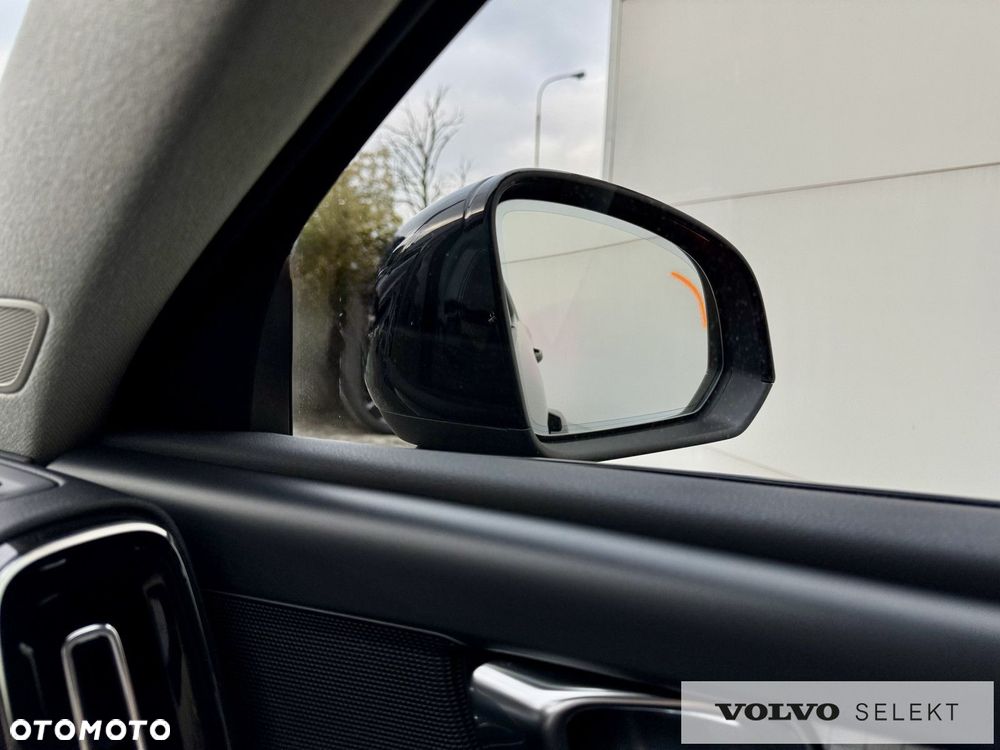 Volvo XC 40 - 19
