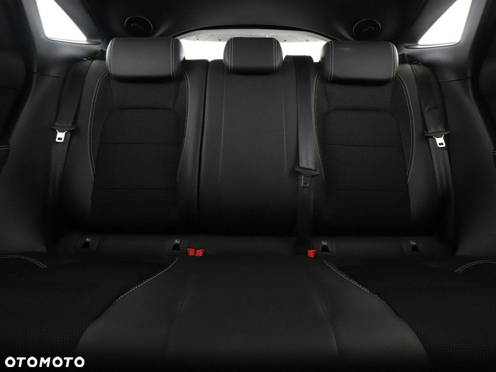 Jaguar E-Pace D180 AWD R-Dynamic - 19