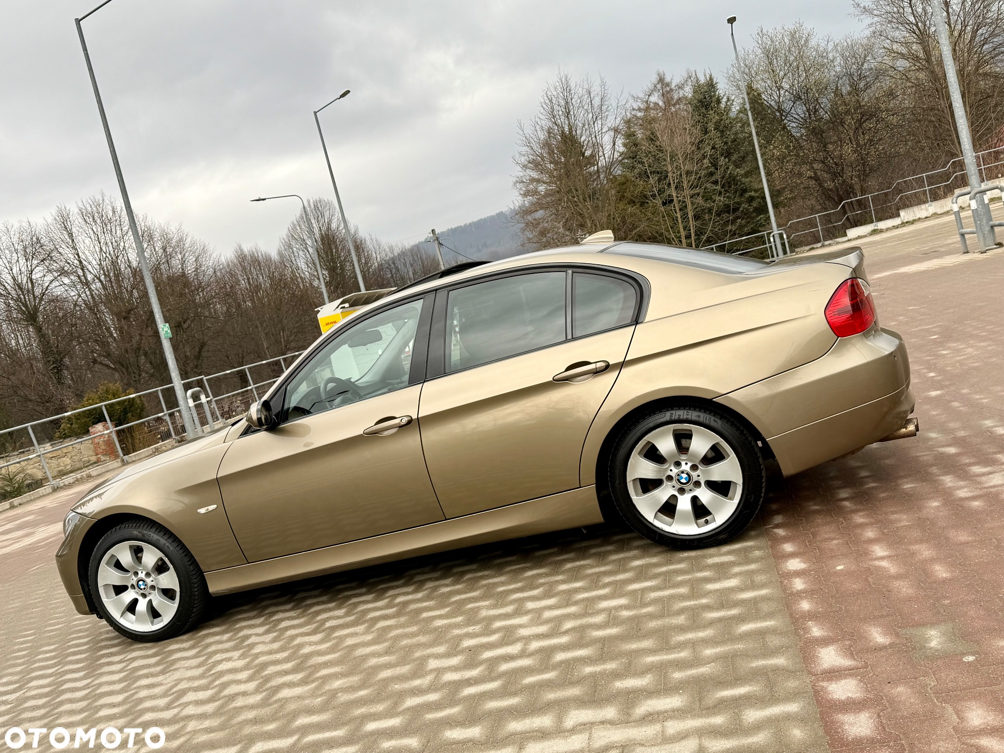 BMW Seria 3 325xi - 23