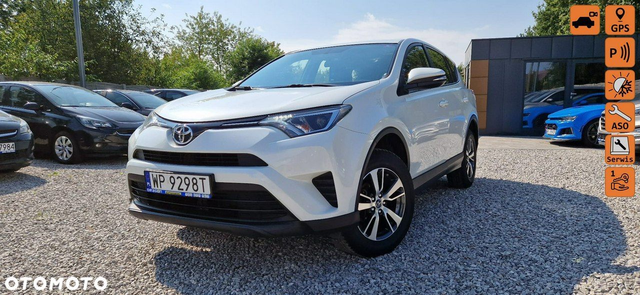 Toyota RAV4 - 1
