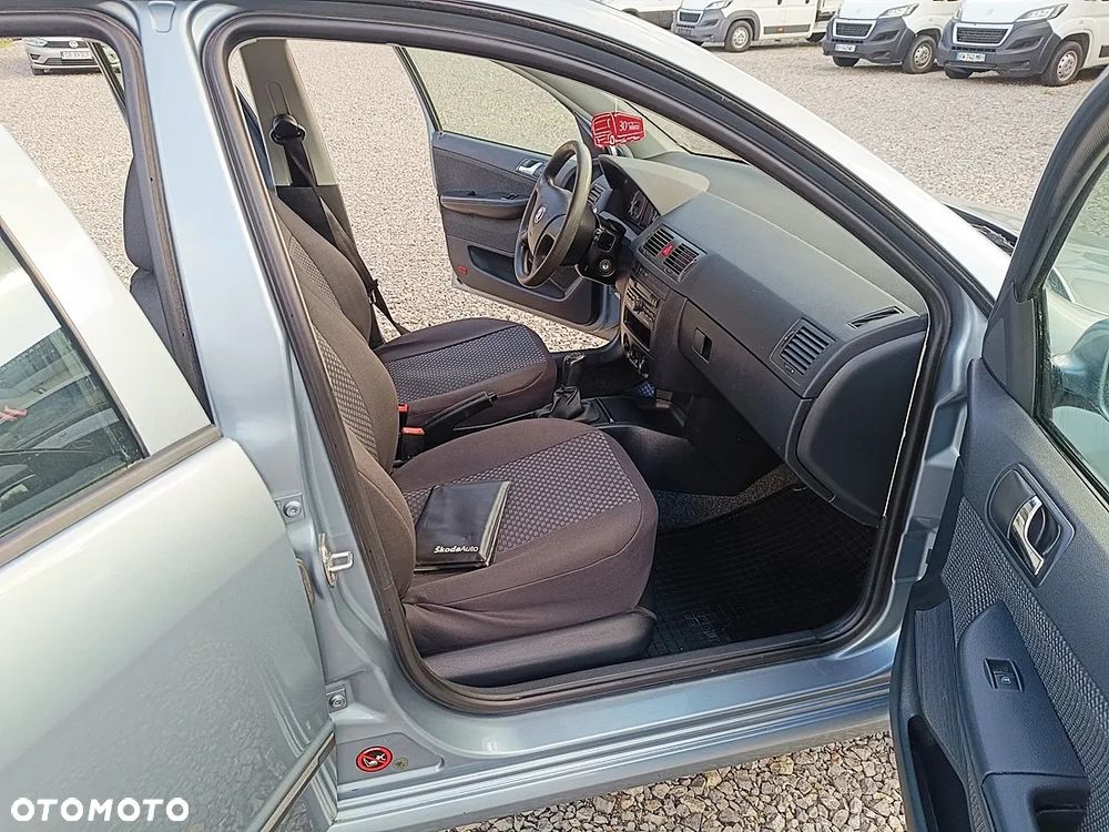Skoda Fabia 1.4 16V Elegance - 14