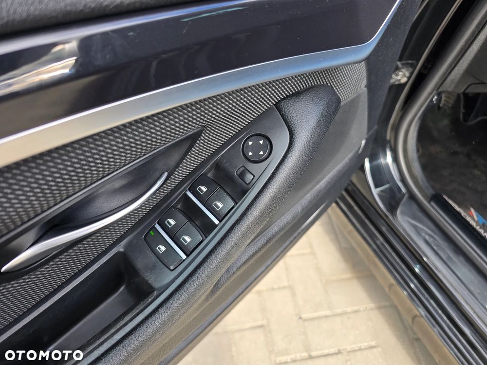BMW Seria 5 - 23