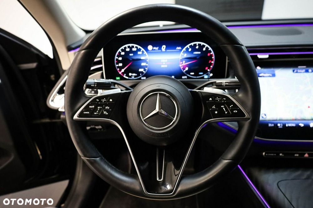 Mercedes-Benz Klasa E 200 4Matic 9G-TRONIC Edition AVANTGARDE - 21