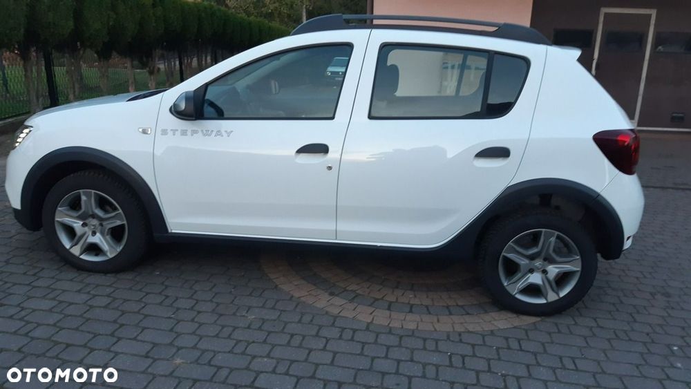 Dacia Sandero - 31