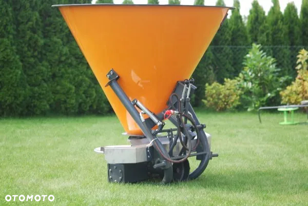Rozsiewacz nawozów lejowy dwutalerzowy 500 L Hydraulika Langren Transport Raty - 4