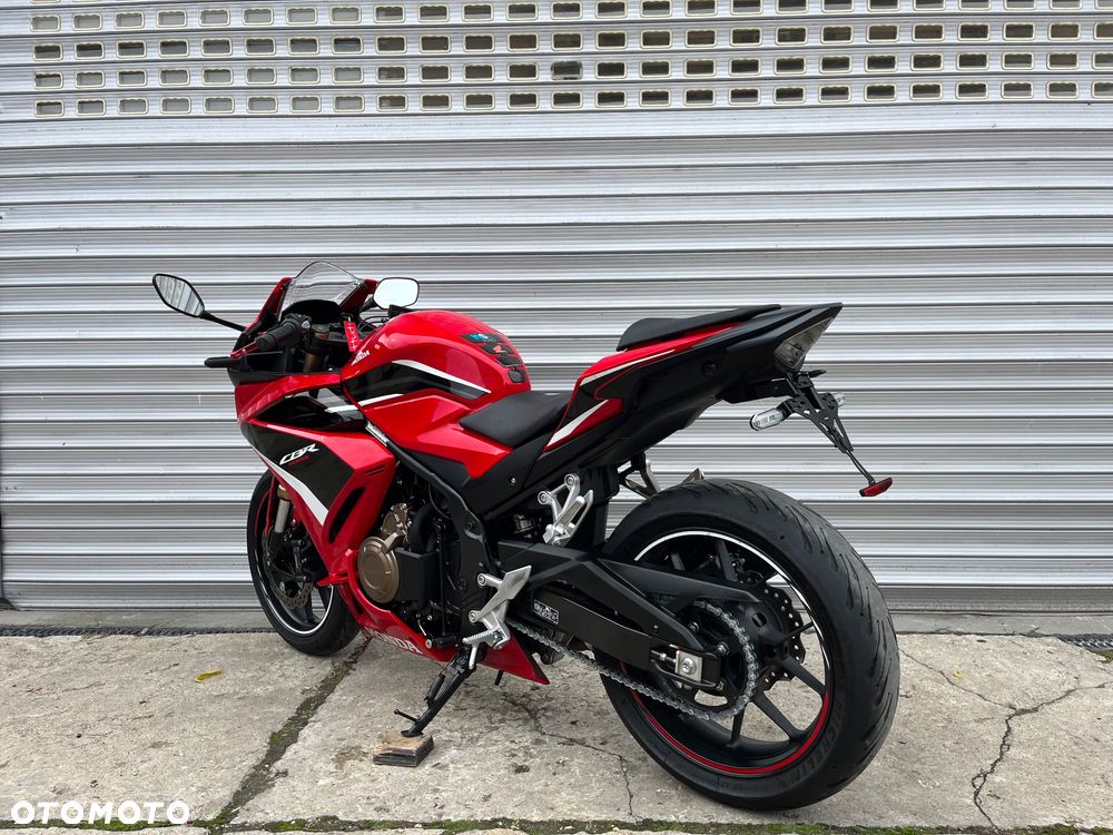 Honda CBR - 8