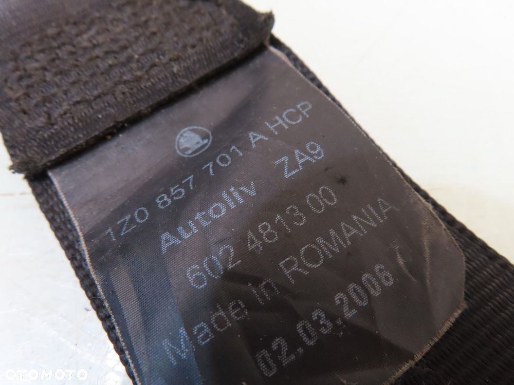 PAS LEWY PRZEDNI SKODA OCTAVIA II 1Z0857701A 1Z0857701A - 2