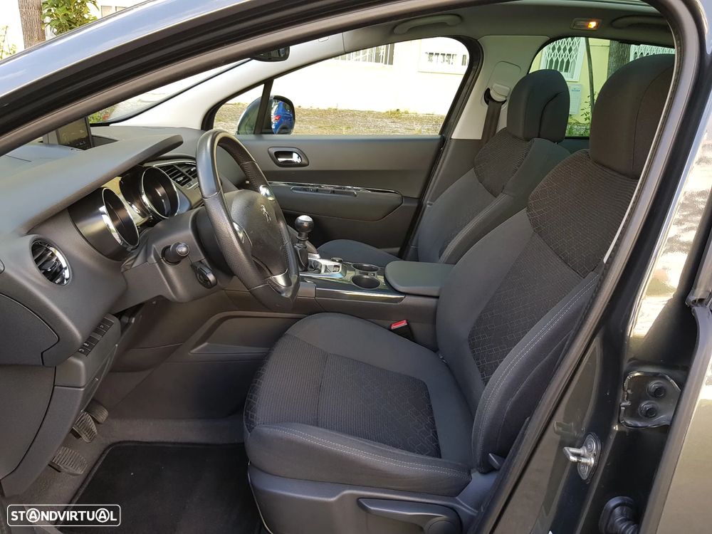 Peugeot 3008 1.6 BlueHDi Style - 23
