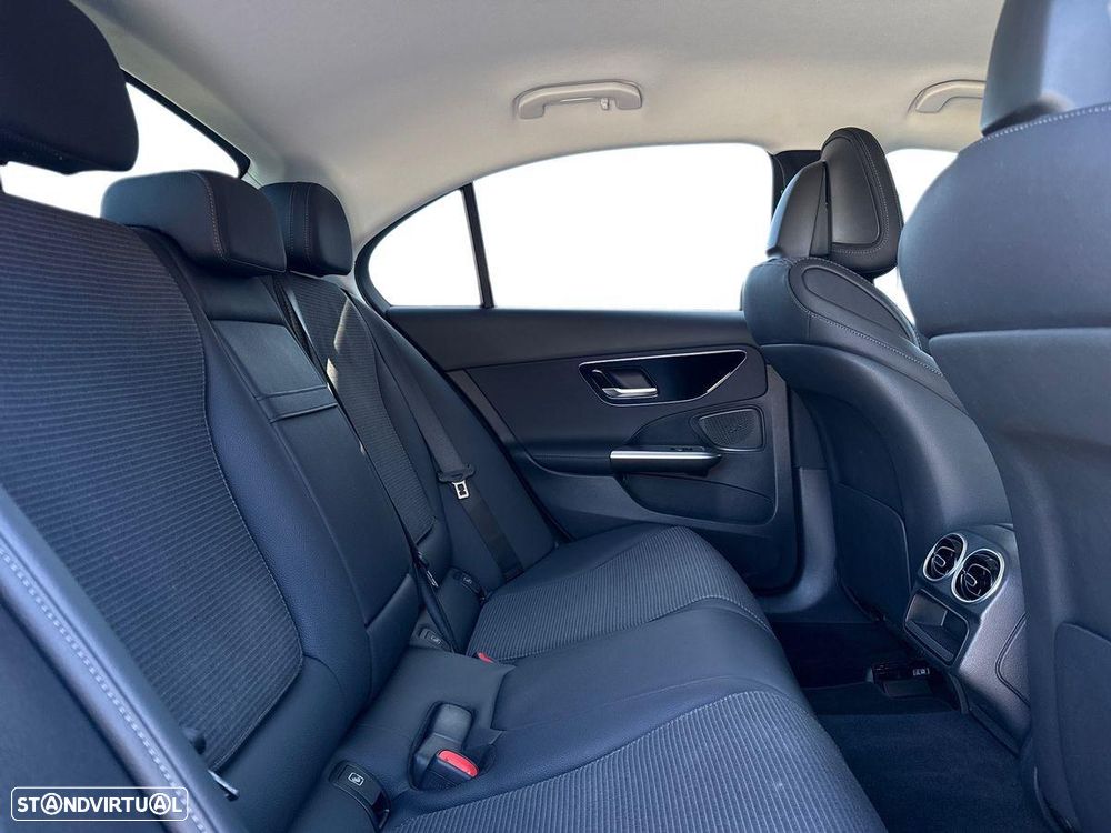 Mercedes-Benz C 220 d Avantgarde - 16